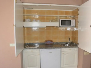 RF Astoria - Only Adults