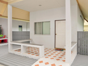 Bella Vista Beach Resort Koh Lipe