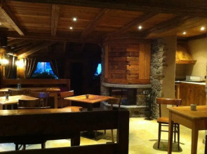 Les Trompeurs Chez Odette