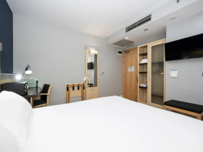 Holiday Inn Express Barcelona City 22@ by IHG