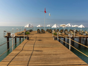 Sherwood Exclusive Lara