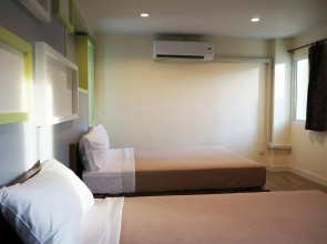 Отель Samsensam Place