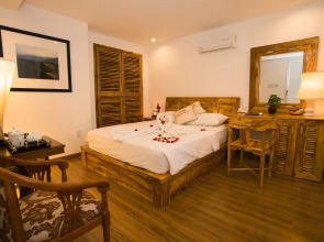 Rex Hotel and Apartment