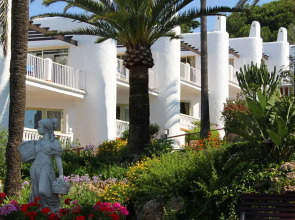 Macdonald Leila Playa Resort