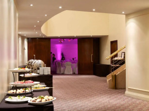 Argenta Tower Hotel & Suites