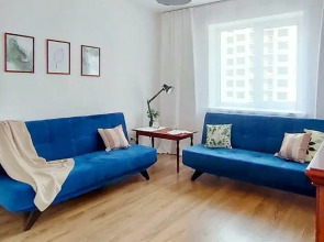 Солнечный эвкалипт на улице Крылова