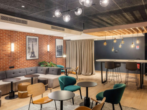 Hôtel Restaurant Campanile Paris 19 - La Villette