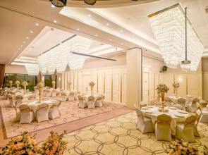 The Conforium Hotel Van