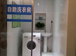 Tiange Theme Hotel (Jianzhong Branch)