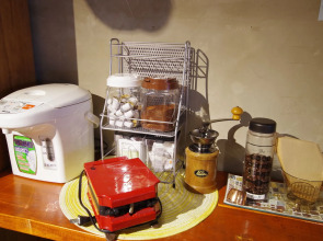 Tora Hotel Asakusa - Hostel