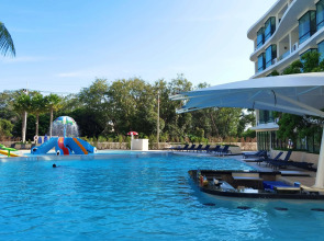 Отель Wyndham La Vita Rawai Phuket