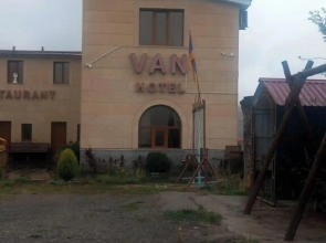 VAN Hotel  Restaurant Complex