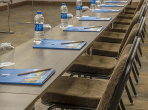 Le Bleu Hotel & Resort