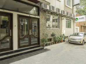 Treebo Rockwell Plaza