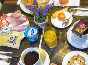 Hôtel de La Paix Tour Eiffel