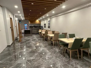 Cetin City Hotel