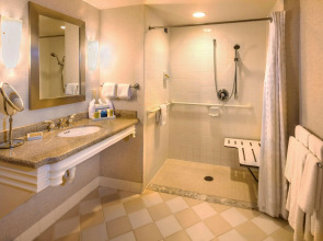 Hilton Philadelphia at Penn's Landing