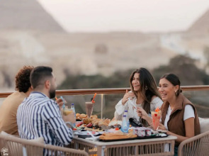 Shadow Pyramids View INN