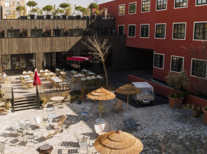 Mob Hotel Paris les Puces