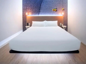 B&B Donostia San Sebastián Aeropuerto Hotel 