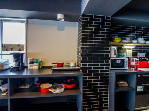 Santiago Guesthouse Hiroshima – Hostel