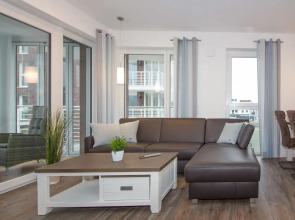 Wohnen am Yachthafen W25