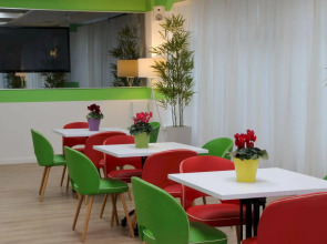 1926 Designed Apartments Hotel