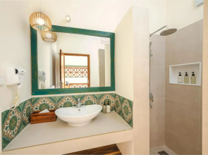 Zanzibar Queen Hotel