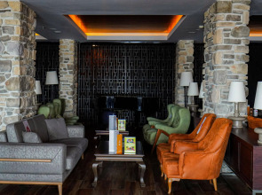 Mirada Del Lago Hotel