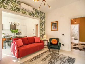 White Mirror  Apartment