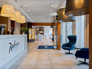 Отель Radisson Hotel Old Town Riga