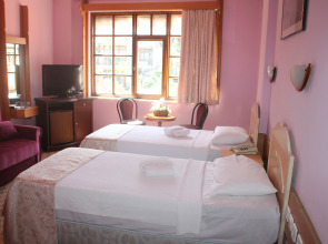 Hotel Karyatit Kaleiçi