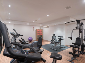 New Square Patong Hotel