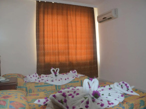 Rose Garden Apart Hotel