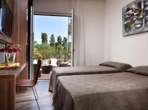 Isola Sacra Rome Airport