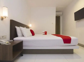 RedDoorz near Universitas Diponegoro