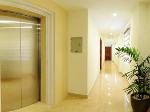 Sq Hang Gai Hotel & Spa