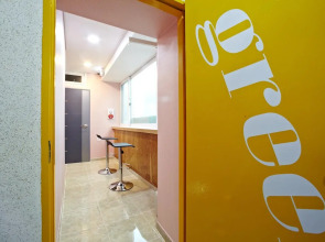 Rainbow Hotel Myeongdong