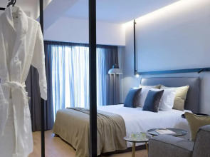 The Alex Monte Kastella