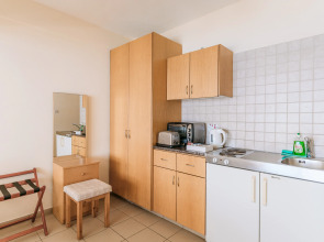 Vrachia Beach Hotel & Suites - Adults only