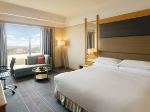 Renaissance Riverside Hotel Saigon