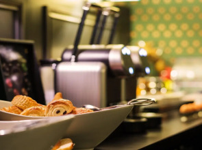 Hôtel Monceau Elysées