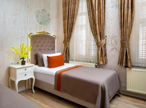 Alhambra Apart Hotel