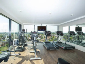 Holiday Inn London - West by IHG