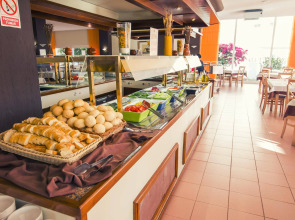 azuLine Hotel Pacific