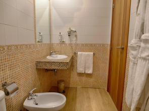 Sercotel Tribuna Malaga