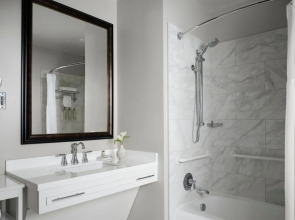 Marriott Vacation Club® at Custom House, Boston