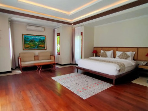 The Grand Villandra Resort