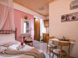 Socrates Hotel Malia Beach