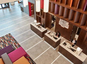 Holiday Inn Hotel & Suites Montreal Centre-ville Ouest by IHG